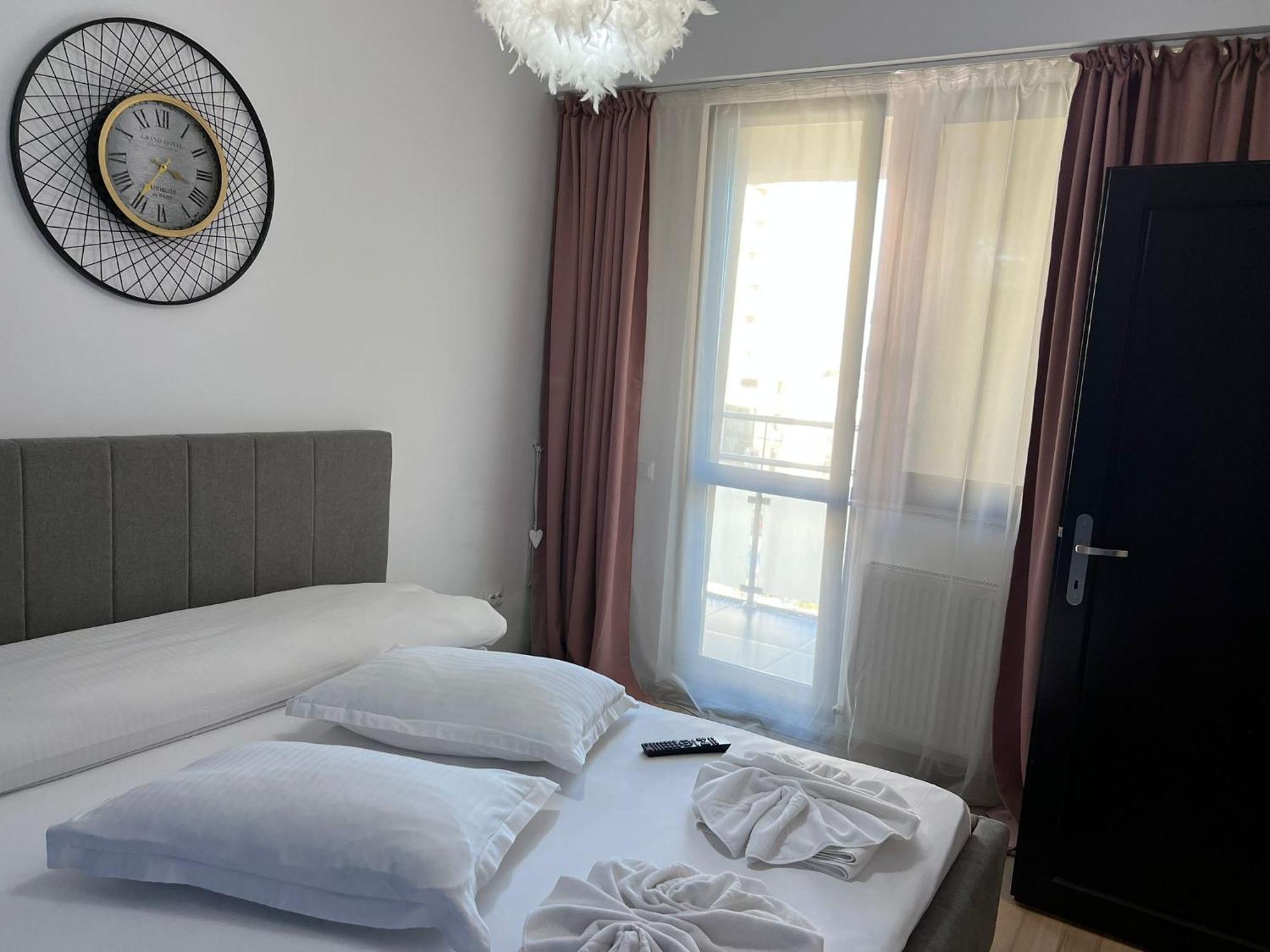 Luxury Glam Apartments Iasi At Lazar Palas Exterior foto